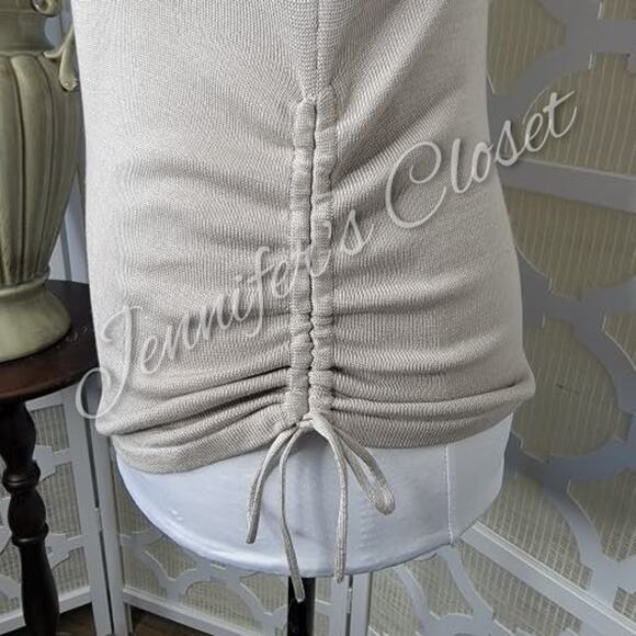 Banana Republic Stretch Tan Silk V Neck Side Ties Long Sleeve Sweater Size Small - Picture 4 of 9